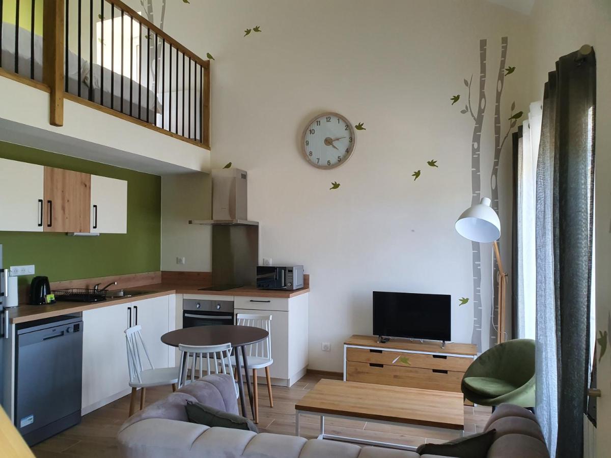 Gite La Buissonniere Villemoirieu Exterior foto