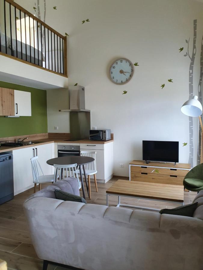 Gite La Buissonniere Villemoirieu Exterior foto